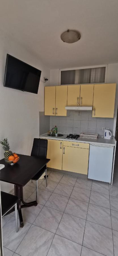 Apartments Lorenco Brela Kültér fotó